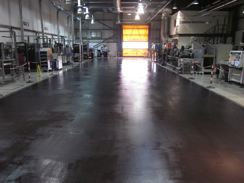 Conductive layer encapsulating grid and floor surface Conductive layer encapsulating grid and floor surface