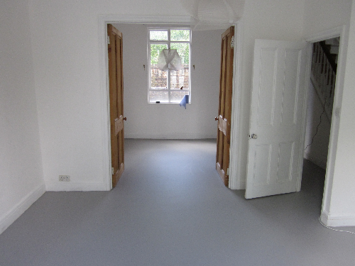 Seamless poured resin flooring Kensington London